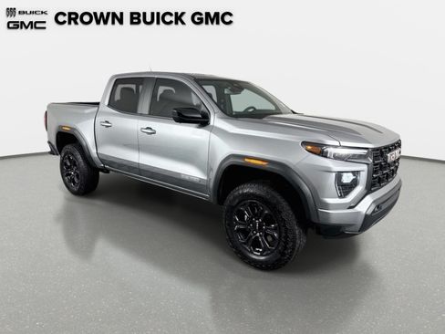 Certified 2025 GMC Canyon Elevation w/ Convenience Package RWD image 3