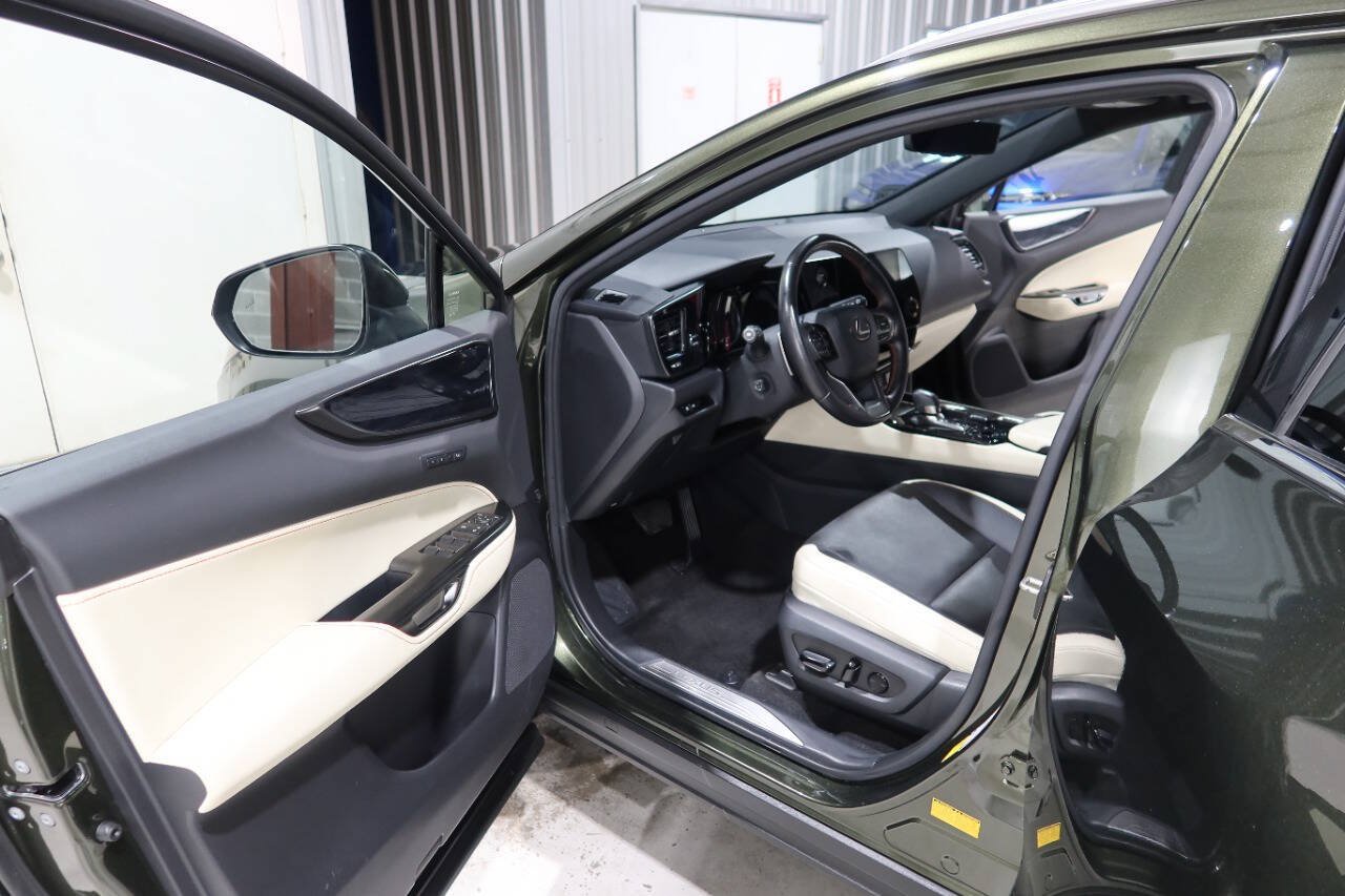 Used 2024 Lexus NX 350h AWD image 18