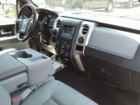 Used 2014 Ford F150 XLT w/ Equipment Group 302A Luxury AWD/4WD image 12