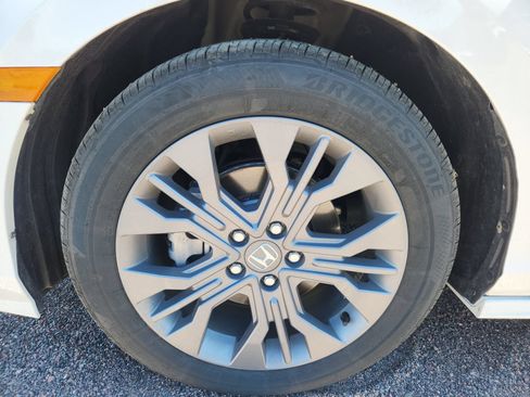 Certified 2026 Honda Odyssey Touring image 20