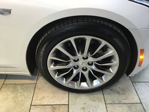 Used 2020 Cadillac CT6 Luxury AWD/4WD image 9