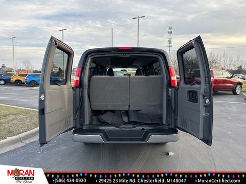 Used 2016 Chevrolet Express 3500 LT w/ LT Preferred Equipment Group image 24