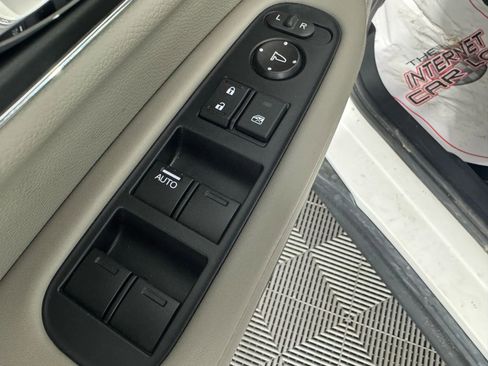 Used 2022 Honda HR-V EX-L image 38