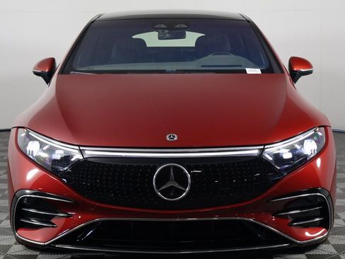 Certified 2023 Mercedes-Benz EQS 580 4MATIC Sedan image 2