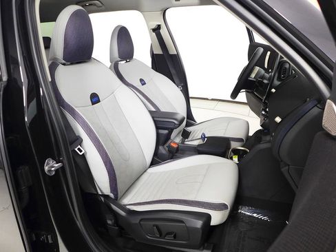 Used 2025 MINI Cooper Countryman S image 19