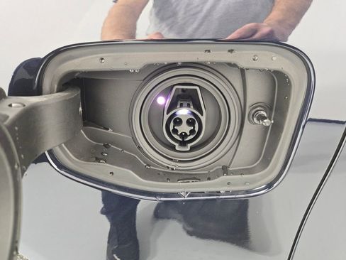 New 2026 BMW M5 w/ Executive Package image 25