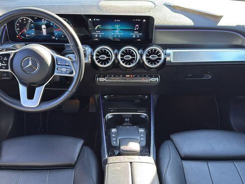 Used 2021 Mercedes-Benz GLB 250 image 13
