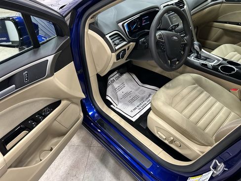 Used 2014 Ford Fusion SE image 10
