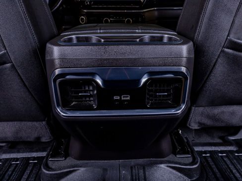 Used 2024 GMC Sierra 1500 Elevation w/ Elevation Premium Package image 32