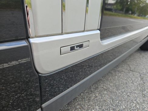 Used 2015 Land Rover Range Rover Long Wheelbase Autobiography AWD/4WD image 11