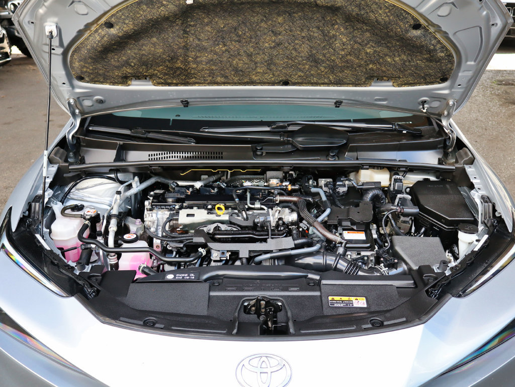 Used 2024 Toyota Prius LE AWD/4WD image 56