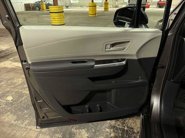 Certified 2022 Toyota Sienna LE FWD image 30