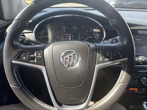 Used 2022 Buick Encore Preferred w/ Safety Package image 13