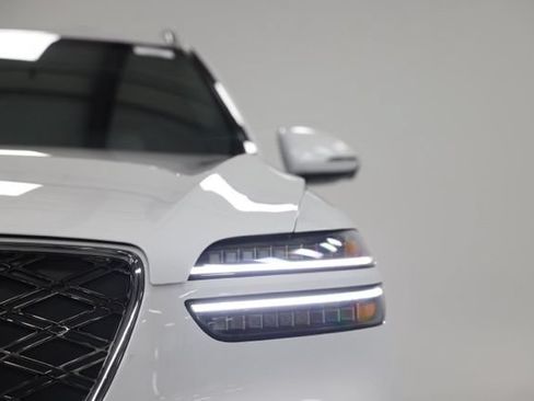 New 2026 Genesis GV70 2.5T Advanced w/ G1 Accessory Package AWD/4WD image 3