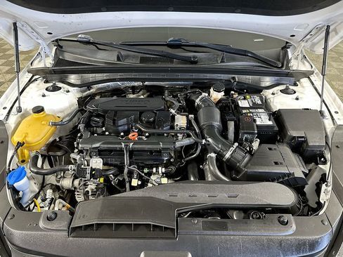 Used 2022 Kia K5 LX FWD image 33