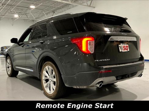Used 2022 Ford Explorer Platinum w/ Class IV Trailer Tow Package AWD/4WD image 3
