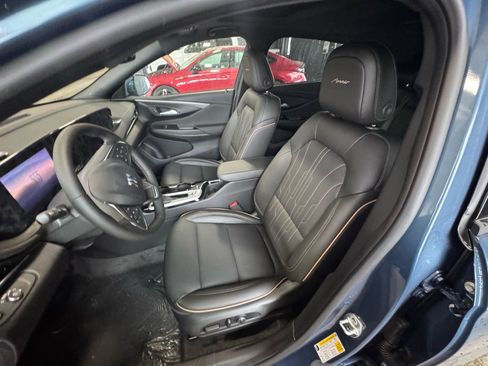 New 2026 Buick Envista Avenir image 16