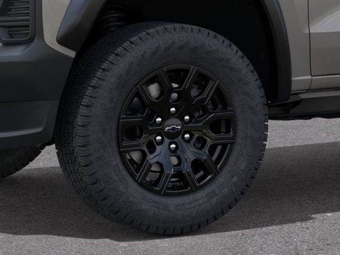 New 2026 Chevrolet Colorado Trail Boss AWD/4WD image 14
