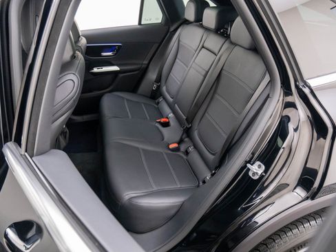 New 2026 Mercedes-Benz GLC 300 4MATIC image 18