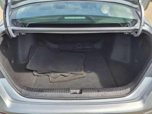Used 2023 Honda Accord EX-L image 11