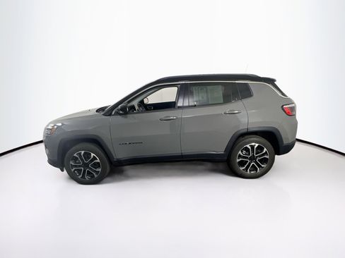 Used 2022 Jeep Compass Limited AWD/4WD image 8