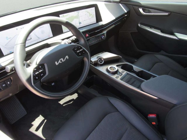 Used 2024 Kia EV6 Light RWD image 14