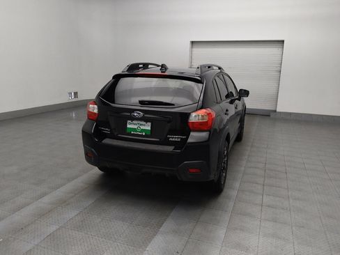 Used 2017 Subaru Crosstrek 2.0i Limited image 7