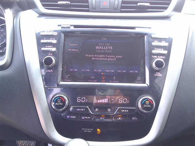 Used 2019 Nissan Murano S AWD/4WD image 13