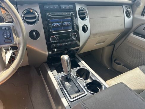 Used 2013 Ford Expedition Limited AWD/4WD image 34