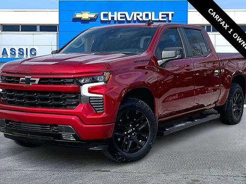 Used 2024 Chevrolet Silverado 1500 RST w/ Dark Appearance Package image 3