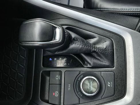 Used 2021 Toyota RAV4 XSE w/ XSE Grade Weather Package image 23