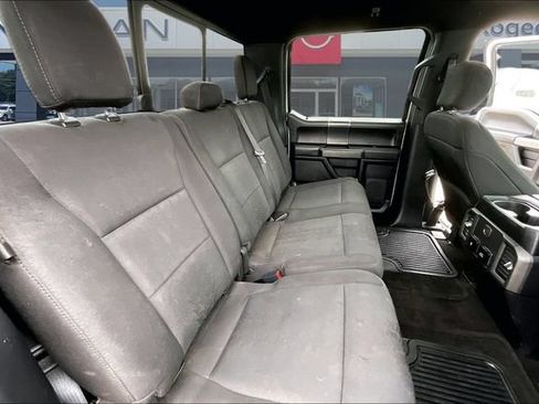 Used 2020 Ford F150 XLT w/ Equipment Group 302A Luxury AWD/4WD image 24