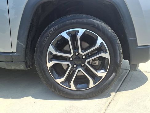 Used 2022 Jeep Compass Limited AWD/4WD image 9