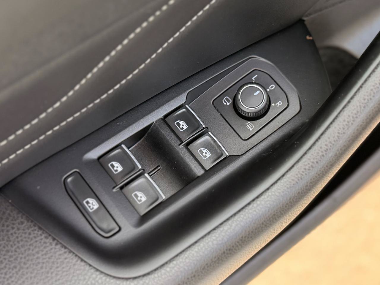 Used 2021 Volkswagen Arteon SEL FWD image 9