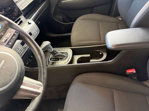 Used 2025 Hyundai Kona SEL image 43
