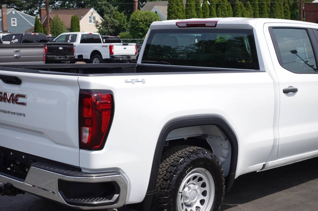 Used 2024 GMC Sierra 1500 Pro w/ Fleet Convenience Package AWD/4WD image 11