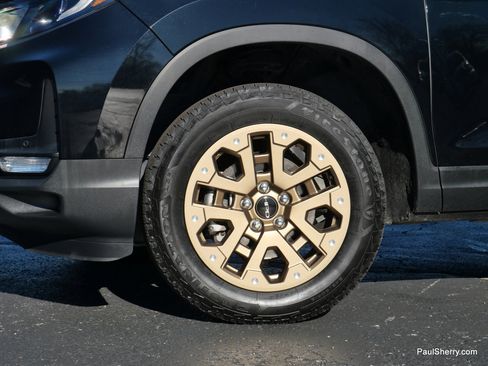 Used 2023 Honda Passport TrailSport image 17