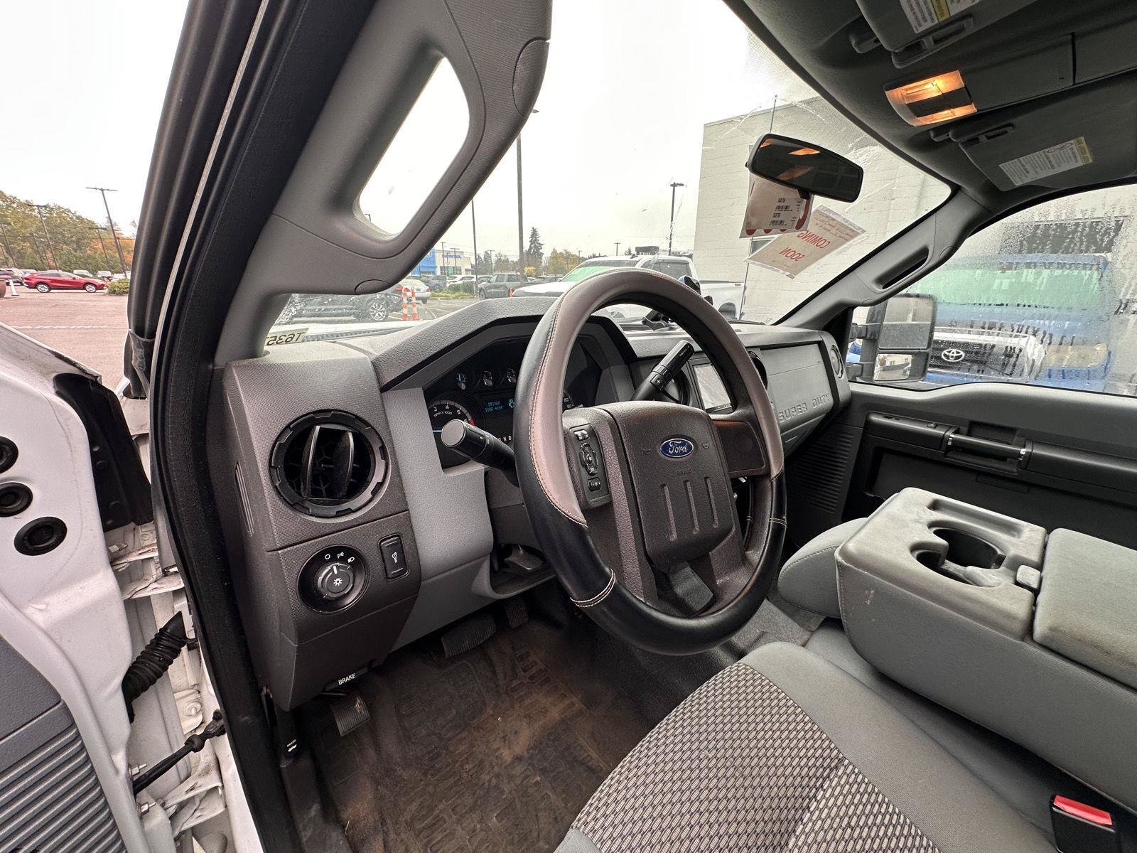 Used 2013 Ford F250 XL w/ PWR Equipment Group AWD/4WD image 12