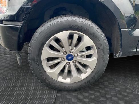 Used 2018 Ford F150 XL w/ Equipment Group 101A Mid AWD/4WD image 32