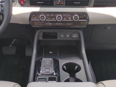 New 2026 Honda Pilot EX-L image 17