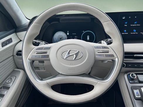 Certified 2024 Hyundai Palisade Calligraphy AWD/4WD image 19