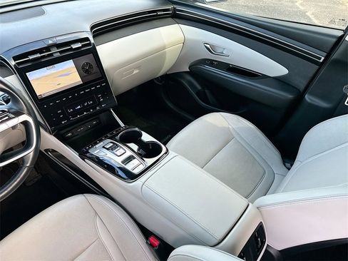 Used 2022 Hyundai Tucson Limited image 24