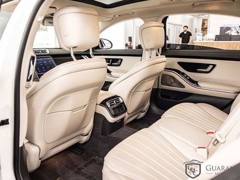 Used 2023 Mercedes-Benz S 500 4MATIC w/ AMG Line image 33