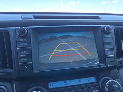 Used 2018 Toyota RAV4 Adventure image 31