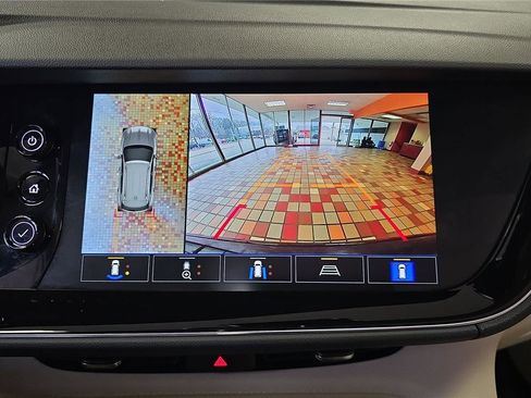 Used 2023 Buick Envision Avenir image 19