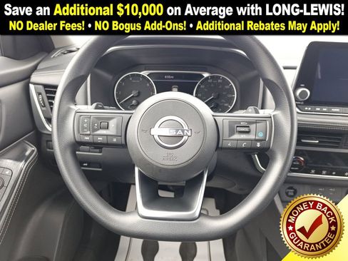 Used 2024 Nissan Rogue SV image 19