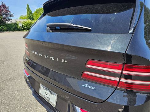 Used 2024 Genesis GV80 2.5T AWD/4WD image 17