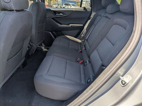 Used 2025 Chevrolet Equinox LT image 29