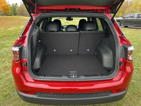 New 2026 Jeep Compass Limited AWD/4WD image 6