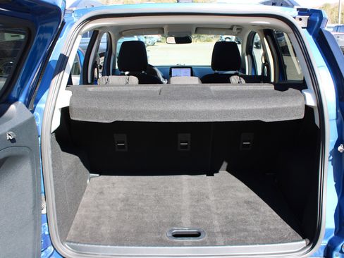 Used 2020 Ford EcoSport SE w/ SE Convenience Package image 16